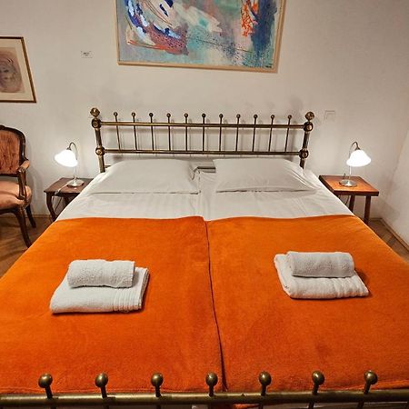 פורץ Eufrasiana Apartments מראה חיצוני תמונה